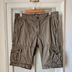 Mountain Ridge Khaki Cotton Cargo Shorts Men’s 30 Outdoor Hiking Utility